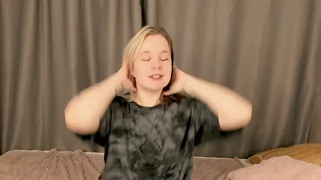 EviaVanveen online show from October 21, 8:14 am