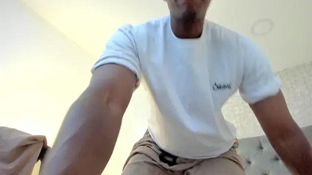 jax black online show from February 14, 4:29 pm