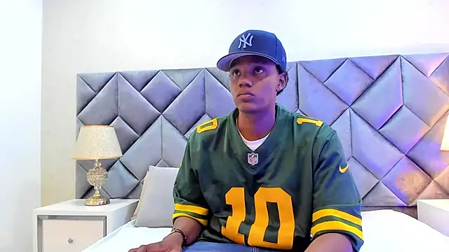 jax black online show from October 3, 12:17 pm