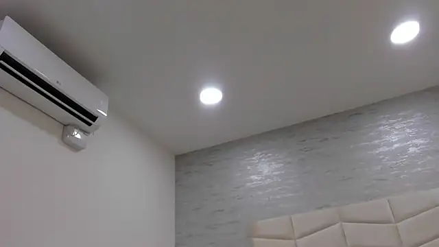 jax black online show from November 15, 7:07 pm