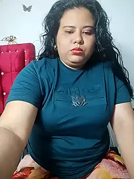 Snapshot of Tania_cruz_ chatting on February 3, 5:49 am Tania cruz online show from February 3, 5:49 am