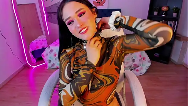 Goth Alice online show from December 17, 1:05 pm