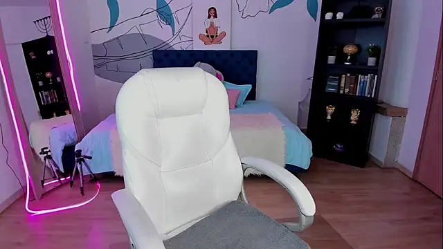 Goth Alice online show from December 18, 7:18 pm