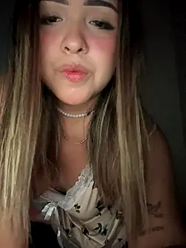 Snapshot of Aura_Kaiser chatting on October 5, 5:31 am Aura Kaiser online show from October 5, 5:31 am