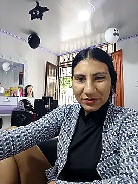 Lucyfoox online show from October 8, 1:45 pm