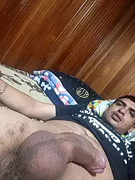 Snapshot of daniandr119 chatting on February 8, 2:37 pm daniandr119 online show from February 8, 2:37 pm