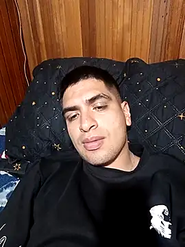 daniandr119 online show from May 6, 2:37 am