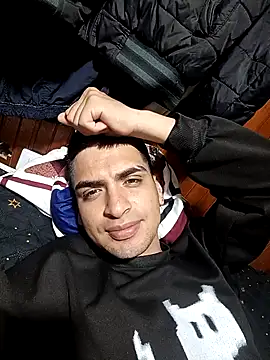 daniandr119 online show from October 4, 2:46 am