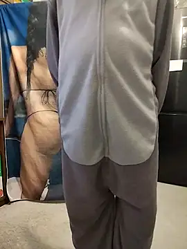 honzinka83 online show from March 9, 6:55 pm