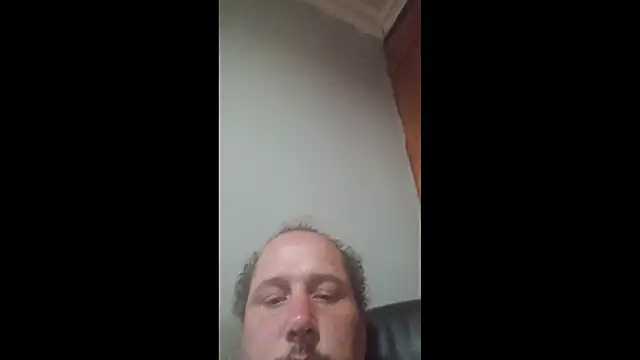 macKnd online show from October 7, 3:02 pm