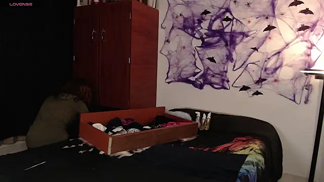 Snapshot of Alessandra_Shayk666 chatting on October 18, 11:40 pm Alessandra Shayk666 online show from October 18, 11:40 pm
