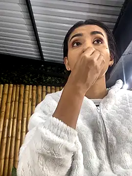 cloe taylor   online show from November 2, 3:44 am