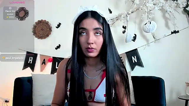 cloe taylor   online show from October 22, 3:17 am