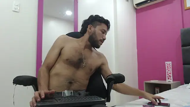 Juan FelipeX01 online show from October 29, 3:11 pm