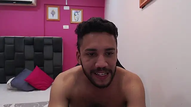 Juan FelipeX01 online show from October 21, 9:25 pm