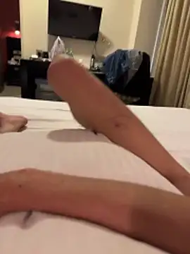 Snapshot of HenryLee1983-cums chatting on February 3, 4:45 pm HenryLee1983-cums online show from February 3, 4:45 pm