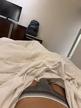 HenryLee1983-cums online show from April 15, 5:39 pm