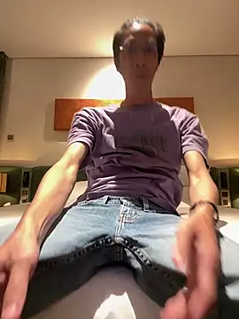 Snapshot of HenryLee1983-cums chatting on October 8, 1:45 pm HenryLee1983-cums online show from October 8, 1:45 pm