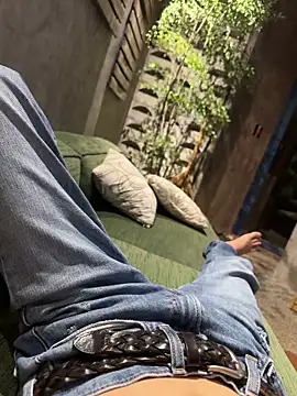 HenryLee1983-cums online show from March 13, 5:07 pm