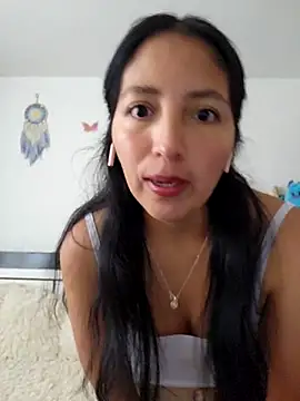 Snapshot of Claris_milk chatting on October 18, 3:58 pm Claris milk online show from October 18, 3:58 pm