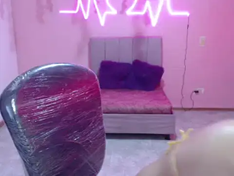 cristal hills 19 online show from November 13, 6:12 pm