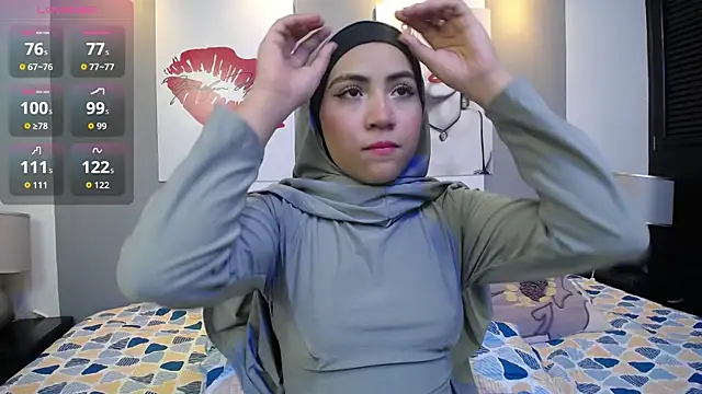 Neesha   online show from October 28, 8:08 pm