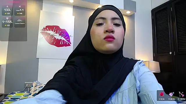 Neesha   online show from October 16, 8:17 pm