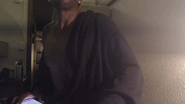 AlickleStiff online show from October 23, 3:54 pm