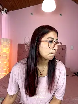 saramooon online show from October 27, 1:34 pm