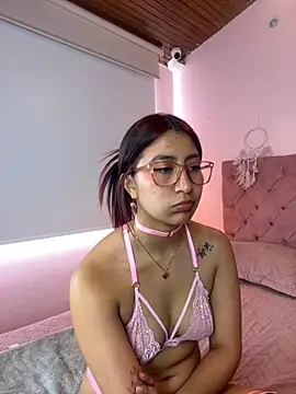 saramooon online show from November 7, 1:37 pm