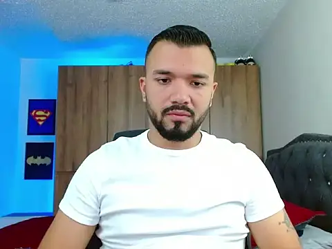 mathewv  online show from November 29, 2:23 am