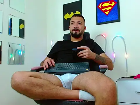 mathewv  online show from November 25, 6:47 am