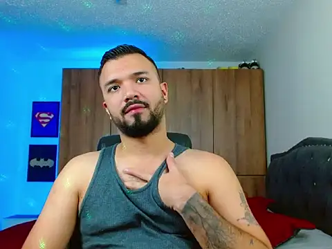 mathewv  online show from November 29, 11:49 pm