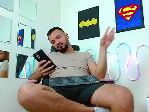 mathewv  online show from November 26, 5:18 am