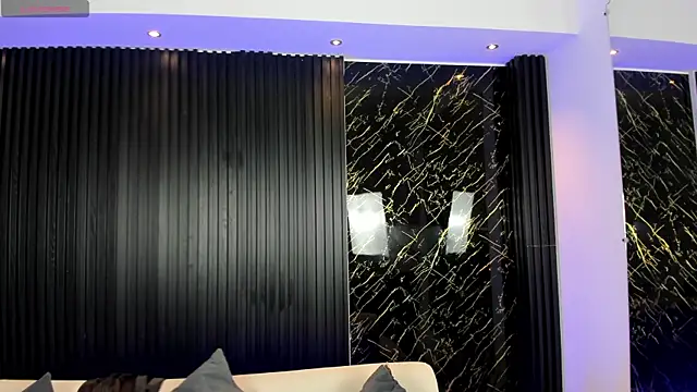 VenusCooper online show from October 31, 7:32 pm