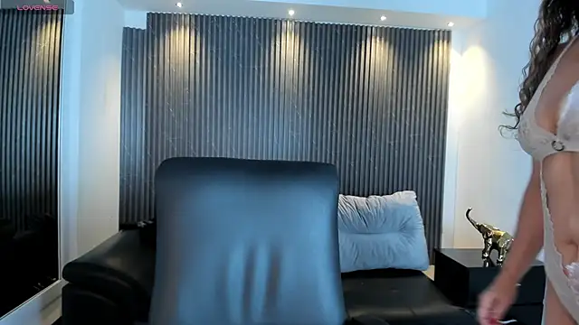 VenusCooper online show from October 23, 7:34 pm