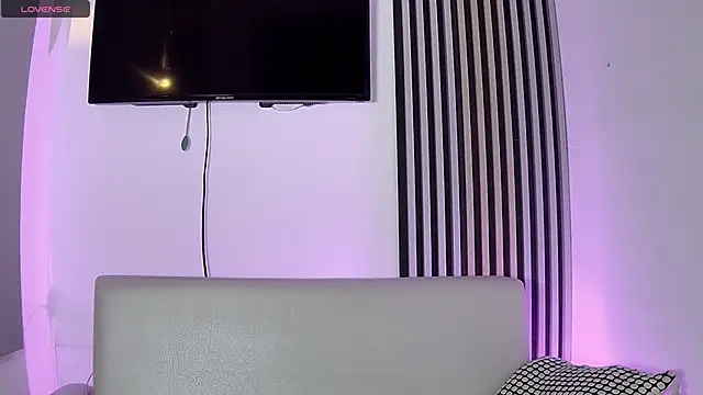 Snapshot of venedic_bull chatting on November 6, 4:27 am venedic bull online show from November 6, 4:27 am