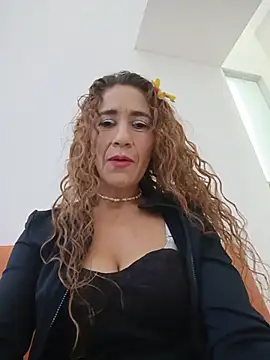 Dirty-Divorced-mother7 online show from July 9, 9:14 pm