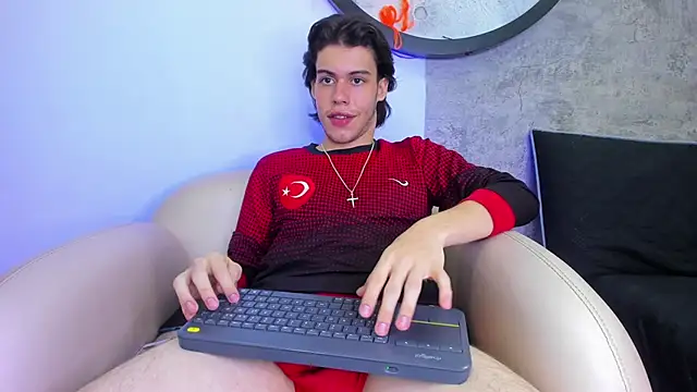 Lucian grey online show from October 22, 1:43 pm