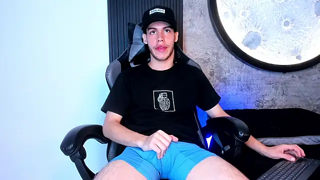 Lucian grey online show from November 8, 4:27 am