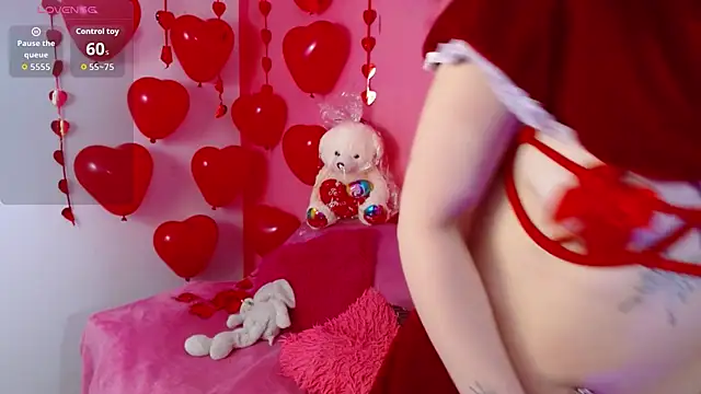 LexiCutie online show from February 14, 7:36 pm