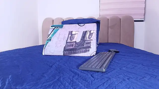 Snapshot of ashly_mr chatting on December 5, 12:04 pm ashly mr online show from December 5, 12:04 pm