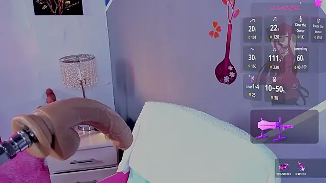 susi hot13 online show from November 1, 7:30 pm