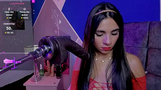 susi hot13 online show from April 8, 8:32 pm