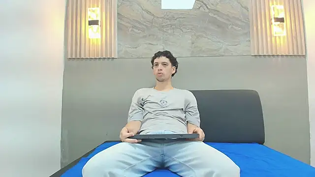 Snapshot of ISRAEL_GRAY chatting on October 6, 7:25 pm ISRAEL GRAY online show from October 6, 7:25 pm