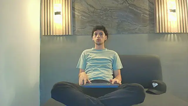 Snapshot of ISRAEL_GRAY chatting on October 11, 12:06 pm ISRAEL GRAY online show from October 11, 12:06 pm