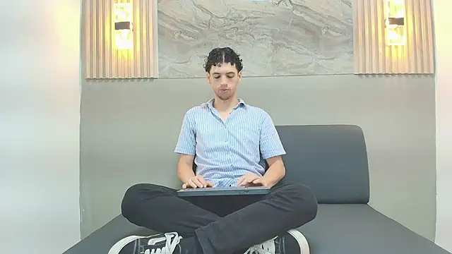 Snapshot of ISRAEL_GRAY chatting on October 7, 7:15 pm ISRAEL GRAY online show from October 7, 7:15 pm