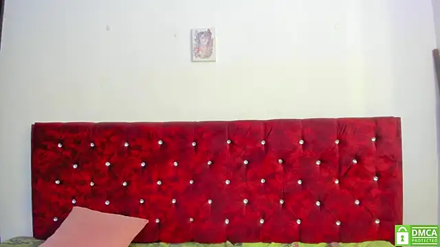 Snapshot of Lia_Carter_ chatting on November 17, 1:59 pm Lia Carter online show from November 17, 1:59 pm