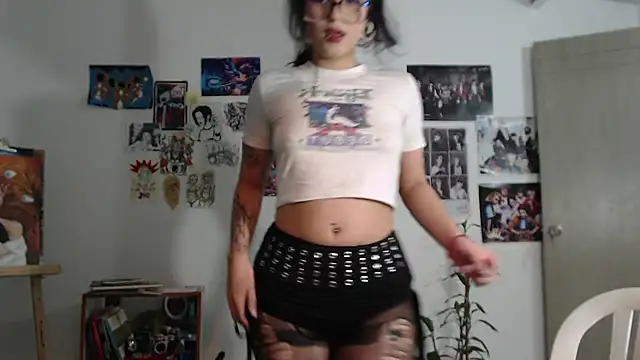 Lia Carter  online show from April 28, 11:20 pm
