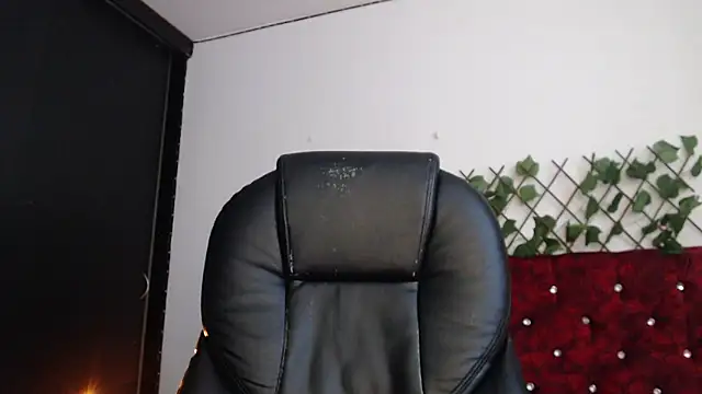 Lia Carter  online show from February 11, 9:47 pm